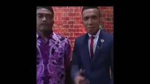 Tonton online maharaja lawak mega minggu 1 full streaming full movie online. Danial Kelakar Jadi Ustaz Kasim Tahniah Jadi Juara Wan Gegau Padan Muka Dah Buat Lawak Macam Tahik Youtube