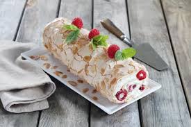 Recette Gateau Roule Meringe Aux Fruits Rouges En Video Recette Gateau Roule Recette Gateau Roule Recette Gateau