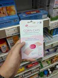 Kalau korang ada masalah yang sama dengan aku, cepat2 pergi farmasi, cari ubat ketuat cap tapak kaki berketuat di ibu jari. Uzivatel Twtkecantikan Na Twitteru Cara Pertama Nak Buang Ketuat Boleh La Cuba Corn Caps Plasters Boleh Dapat Di Mana2 Drugstore 1 Peket Ada 5 Plasters Plaster Ni Sesuai Digunakan Untuk Ketuat Kecil