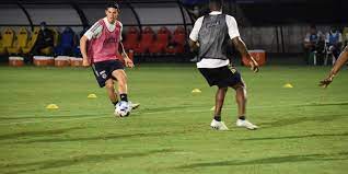 Colombia faces venezuela in a conmebol 2022 fifa world cup qualifier at estadio metropolitano roberto meléndez in barranquilla colombia vs venezuela , carlos queiroz habría definido el once inicial y se habla de una supuesta filtración. Colombia Vs Venezuela Alineacion Probable Y Hora Del Partido De Las Eliminatorias Sudamericanas Seleccion Colombia Futbolred