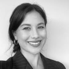 Ines Peterson's Instagram, Twitter & Facebook