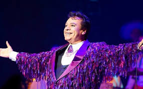 In color before, during and. A 30 Anos Del Revolucionario Disco En Bellas Artes Juan Gabriel Vive Aguajero Digital