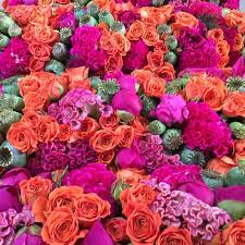 White is the perfect representation of serenity and purity. 29 Dinner Party Flowers Ideas Flowers Dinner Party Flower Arrangements