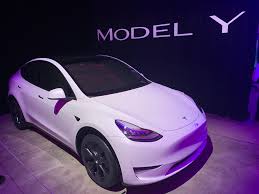 C58713100 через авто аукцион сша. Model Y Could Cannibalize Some Tesla Sales Bernstein