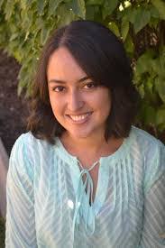 Melanie Bateman's Instagram, Twitter & Facebook