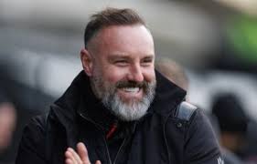 Ex-Rangers forward Iain Ferguson says Jermain Defoe is a 'world-class  striker'