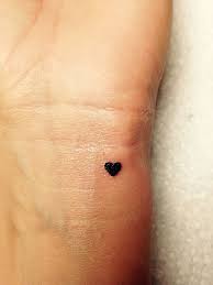 Herz Tattoo Herz Tattoo Herz Tatowieren Babyshowerideas Hearttattoo Herz Ideasreciclaj Tiny Heart Tattoos Little Heart Tattoos Heart Tattoo Wrist