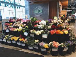 Maybe you would like to learn more about one of these? Whole Foods Is Definitely A Date Brogan Lynn Whole Food Recipes Food Fresh Flowers
