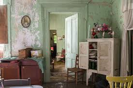 Check spelling or type a new query. Our 13 Photos Of An Abandoned Georgian House That Was Renovated And Then Burnt By Lightning Bored Panda