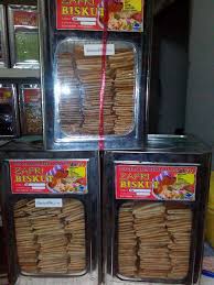 Biskut di dalam tin itu sudah …. Zafri Biskut Ø§Ù„Ù…Ù†Ø´ÙˆØ±Ø§Øª ÙÙŠØ³Ø¨ÙˆÙƒ