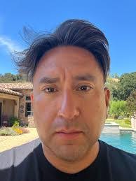 Manny Prado's Instagram, Twitter & Facebook