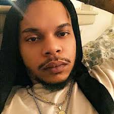 Looking for a roommate