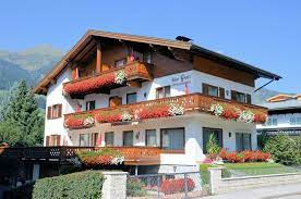 Unser haus ist zentral in bad hofgastein gelegen und hat 7 private parkplätze. Erholung Im Sommer 2021 Willkommen Gross Appartements Bad Hofgastein Gasteinertal