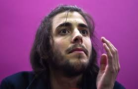 Por carolina pinto ferreira | 18 de maio de 2017 às 16:52. Salvador Sobral Promove O Negocio Da Mae Holofote