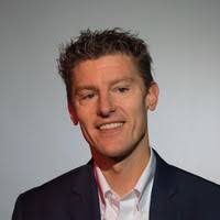 1100+ profils pour “Maday”