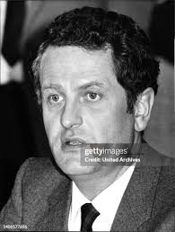 103 Schleswig Holstein Barschel Photos & High Res Pictures