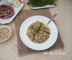 Resta sempre la stessa cosa. Fregola Risottata Con Asparagi E Salsiccia Primo Piatto Squisito