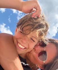 Jessie James Decker added a new photo.