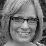 Beth Plemmons's Instagram, Twitter & Facebook