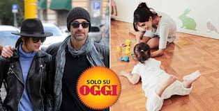 Bova's european film breakthrough was in the 1993 film piccolo grande amore, and he's played romantic male leads the following years. Parla Rocio Munoz Morales La Compagna Di Raoul Bova Nostra Figlia Luna E La Mia Migliore Amica Esclusivo Gossip