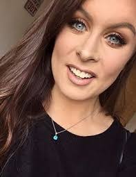 Amanda Nally's Instagram, Twitter & Facebook