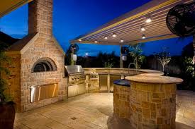 Gallery of outdoor kitchen ideas and designs. 15 Ideas For Highly Functional Traditional Outdoor Kitchens Home Design Lover