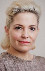 Nadine Leon Gobet- Artist Profil