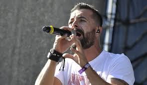 Vocalista de rocka y el sie7e #elcorresponsal #bolivaryoutuber praticamente.tv/bolivar. Un 17 De Febrero Nacio Julian Orrego Efemerides Rock