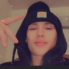 K a l e b 😈ひ (@kaleb.carson.541) • Instagram photos and videos