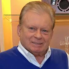 When Harry Met Sally” 35th Anniversary! Somebody told me today it was This  Oscar Nominated Film's 35th anniversary this year starring Billy Crystal! I  got a chance to interview Billy Last year.