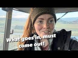 Tara Dodd's Instagram, Twitter & Facebook