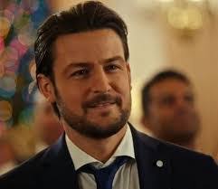 Dustin Keating's Instagram, Twitter & Facebook