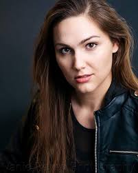 Double Cross" Far and Away (TV Episode 2021)