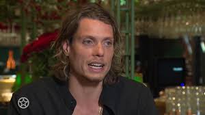 Bachelor-Roos onthult bizarre details over Tony Junior