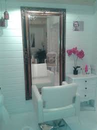 We know a hair salon is important for anyone, but no someone wants to spend that much time getting ready in the mornings. Pinterest Home Decor Ideas Shabby Chic Hair Salons Hair Salon Log Cabin Shabby Chic Shabby Chic Salon Pinterest Home Decor Ideas Chic Salon