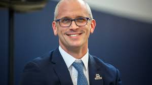 UConn Insider podcast: Dan Hurley