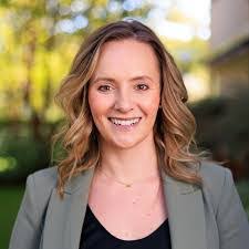 Carrie Vaden's Instagram, Twitter & Facebook