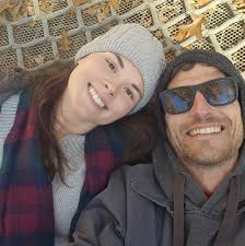 need friend date for laughter and food