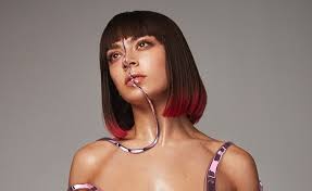 We investigate who's to blame for the delay of charli xcx's next album, with charli, her label and an alleged group of hackers all sharing responsibility. Charli Xcx Viene Mexico Y Preparate Porque La Venta De Boletos Inicia Este Lunes Aqui En Mx