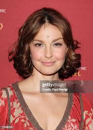 Shiela Johnson, Miss India Puja Guta, YouthAIDS Global Ambassador... News  Photo