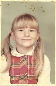 School picture day in the bicentennial with a Willy Wonka theme