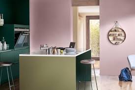 Warna cat rumah minimalis ini sangat cocok dipadukan dengan berbagai interior dengan warna earth tone seperti cokelat, marun, merah bata dan abu. 10 Tren Warna Cat Rumah Terbaru Paling Hits Di 2018 Kumparan Com