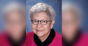 Jean Tanner's Instagram, Twitter & Facebook