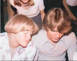 Short Sleeve Class 1970 Robbie Chamberlain Holt