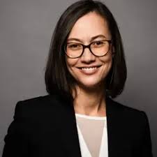 Barbara Binder: Makler aus Kirchseeon