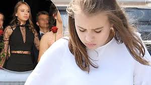 Fotografie osiemnastolatki z głębokim dekoltem bardzo spodobały się jej chłopakowi. Oliwia Bieniuk Teskni Za Anna Przybylska