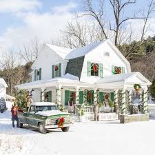 Check spelling or type a new query. 23 Best Christmas Porch Decorations 2020 Outdoor Christmas Decor For The Porch