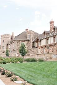 Highlands Ranch Mansion In Highlands Ranch Colorado Highlands Ranch Mansion Romantic Garden Wedding Highland Wedding