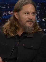 Travis Fimmel Discusses 'Travla'