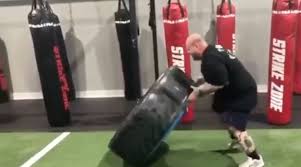 The star just revealed on instagram he's down a whopping 90 lbs. Action Bronson Shows Off Weight Loss In New Workout Video Hip Hop Lately